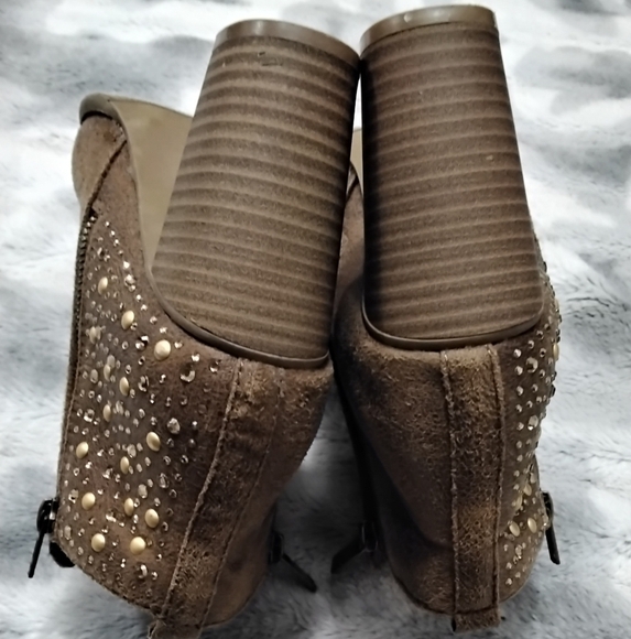 Maurices Brown Booties With Embellishments  Size 8.5 - Picture 7 of 8